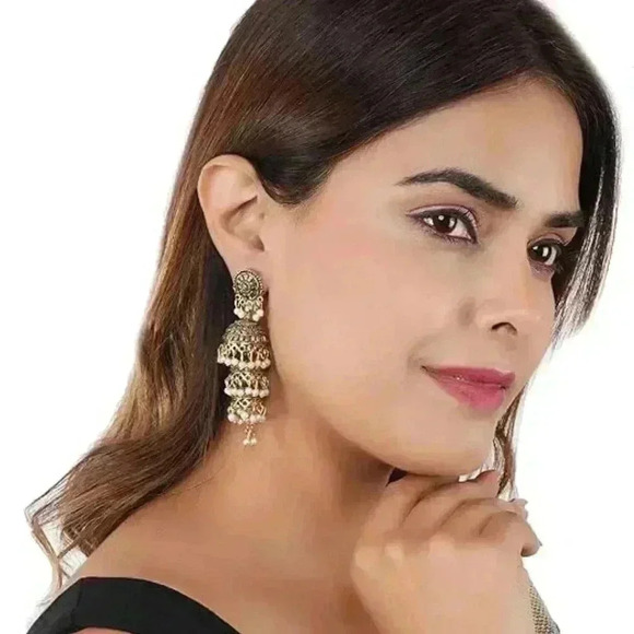 Traditional Ethnic Pearl Jhumka Jhumki Indian Earrings - Picture 5 of 5